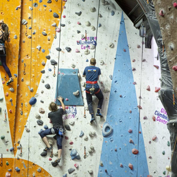 autobelays glasgow climbing centre